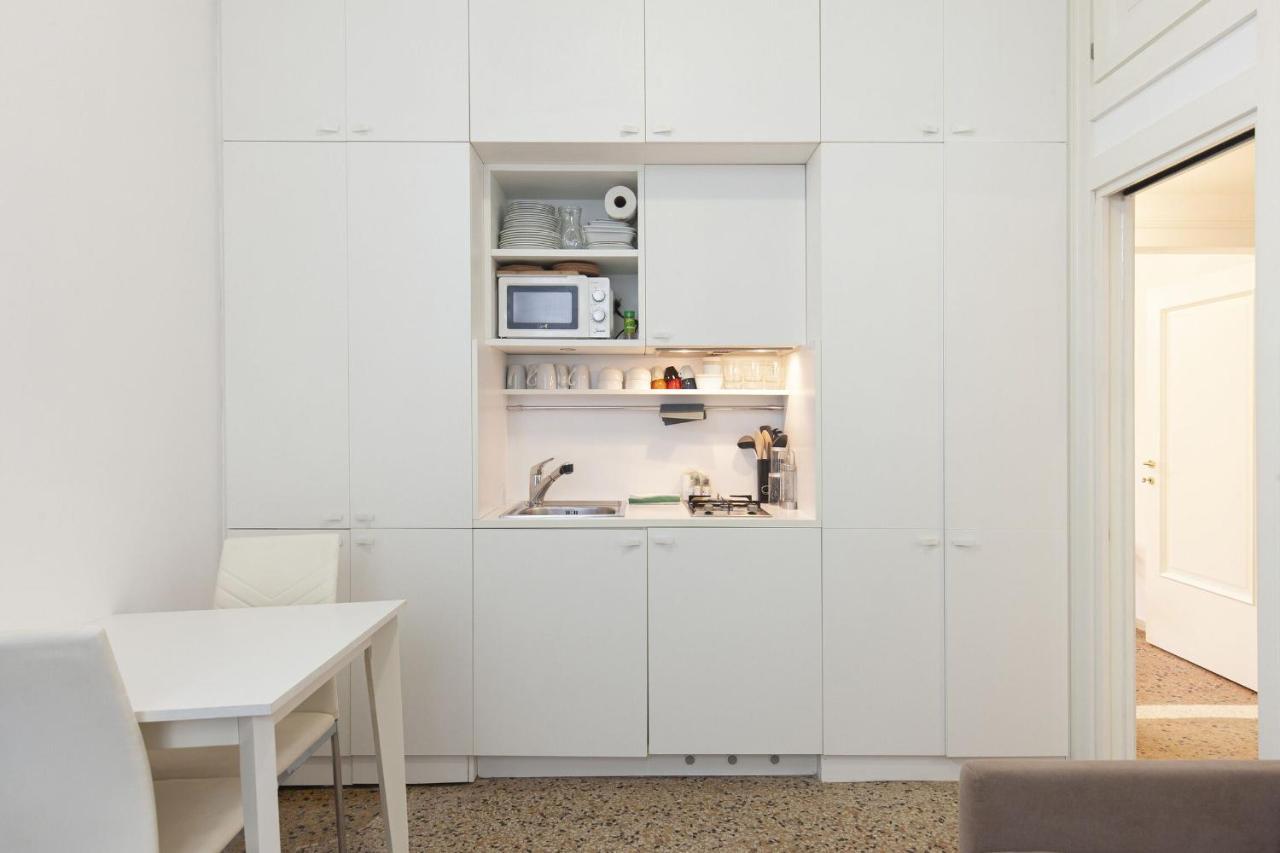 Residence Santa Marta By Halldis Венеция Экстерьер фото